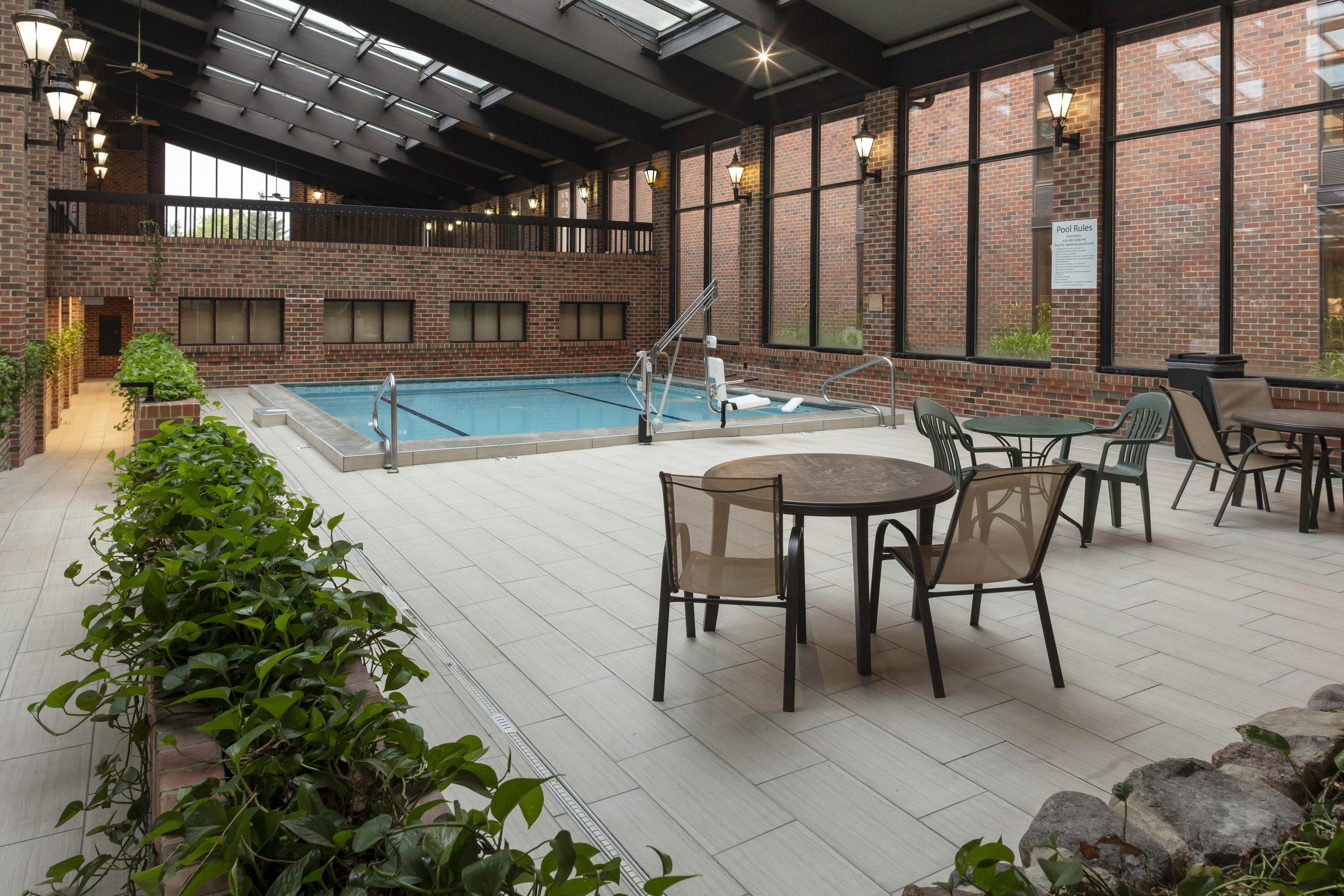 Holiday Inn Chicago Sw-Countryside Confctr By Ihg Ngoại thất bức ảnh