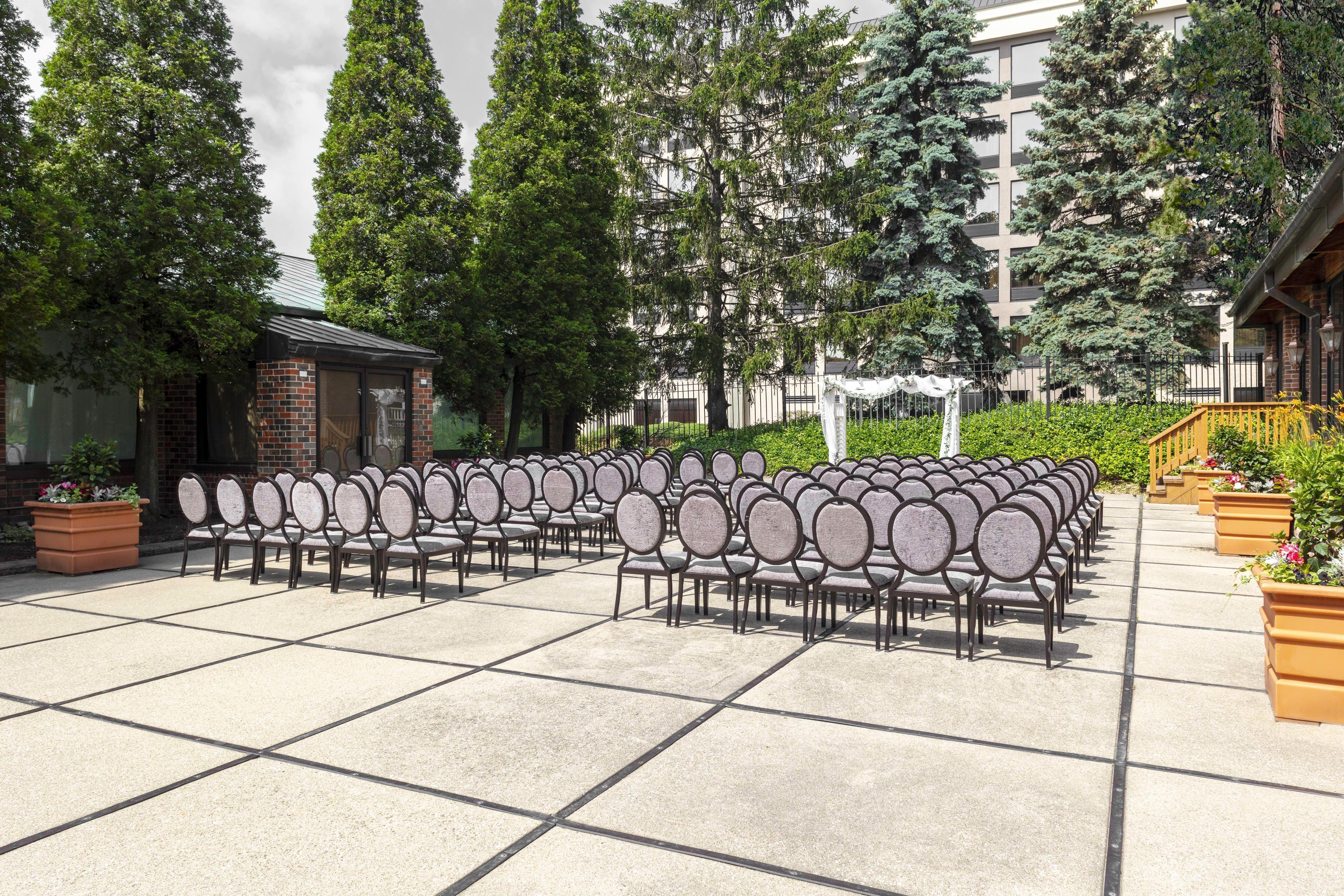Holiday Inn Chicago Sw-Countryside Confctr By Ihg Ngoại thất bức ảnh